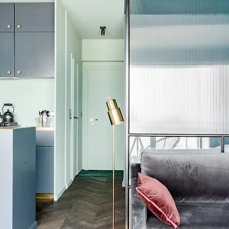 Luxueuze Met Frontaal Zeezicht